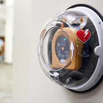 АВТОМАТИЧЕСКИЙ ДЕФИБРИЛЛЯТОР СО ВСТРОЕННЫМИ ПОДСКАЗКАМИ HEARTSINE SAMARITAN PAD 500P image