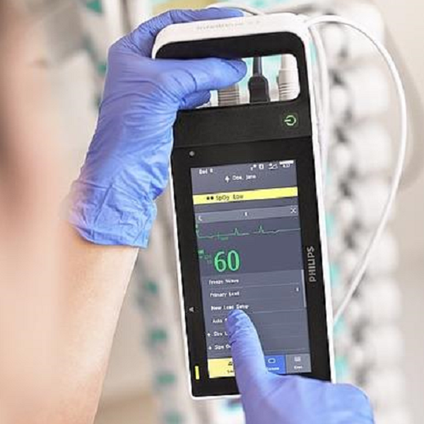 867030 МУЛЬТИИЗМЕРИТЕЛЬНЫЙ СЕРВЕР INTELLIVUE X3 image